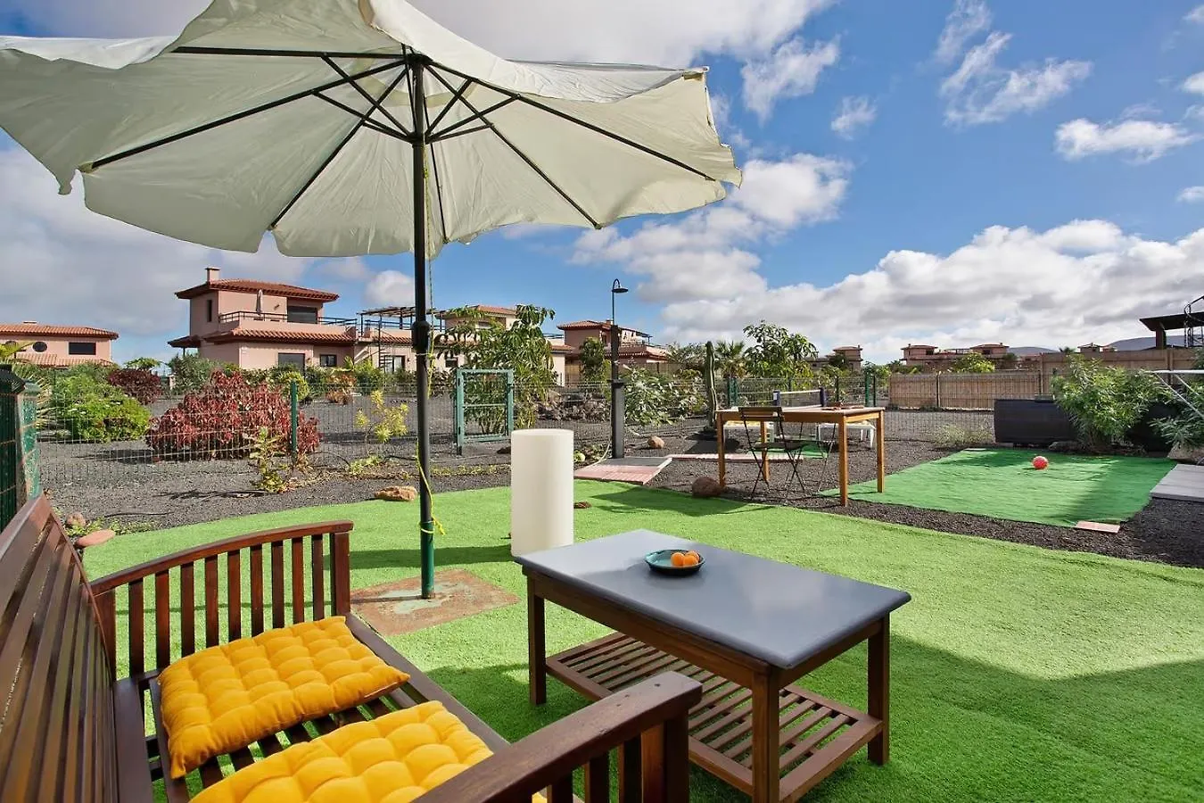 Amadeus Villa La Oliva